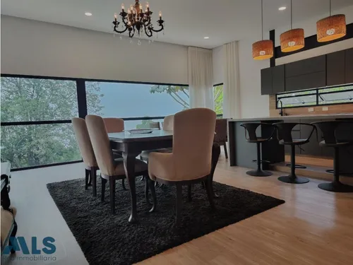 Casa Moderna En Altos De Las Palmas(mls#246252)
