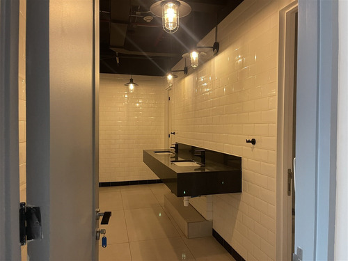 Oficina 446 M2 Barrio El Golf, Las Condes