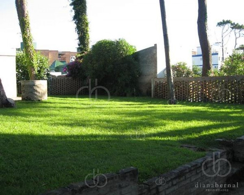 Imagen 3 de 24 de Muy Buena Propiedad En Parada 16 De Playa Mansa! - Ref: 54726