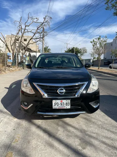 Nissan Versa 1.6 Advance Mt