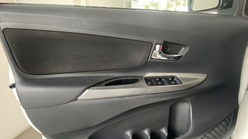 Imagen 12 de 15 de Toyota Avanza 2019 1.5 Xle At