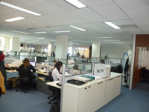 Imagen 23 de 30 de Oficina - Centro - 1112 M2 Cubiertos 600 M2 Descubiertos - Amoblada