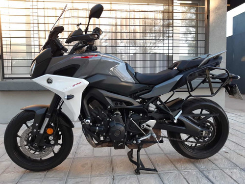 Yamaha St 900