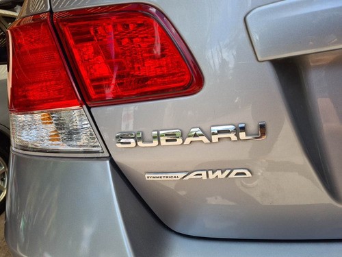 Subaru Legacy 2.5 Awd 2010 Charliebrokers Gris