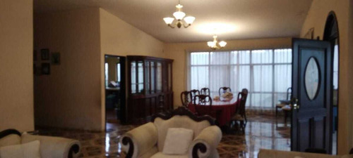Terreno 490m2 Con Casa De 3 Recamaras En Texcoco