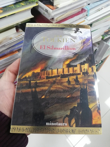 Libro El Silmarillion - J. R. R. Tolkien