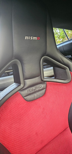 Automático. Rines Progresivos 19 Rays. Asientos Recaro.