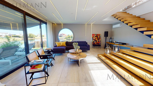 Casa En Venta Puertos Del Lago Con Vista A La Laguna Barrio Los Ceibos