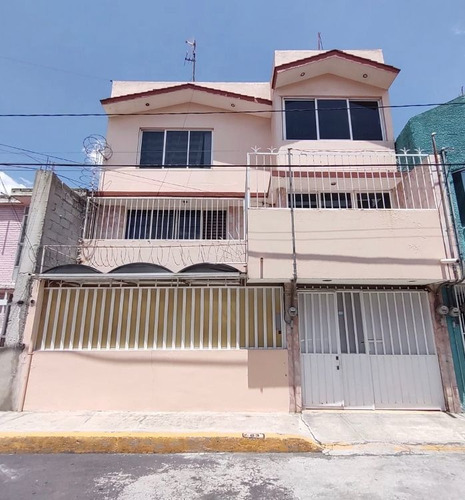Imagen 1 de 14 de Calle 623 - Iv - V Seccion San Juan De Aragon - Vendo Casa