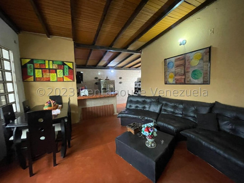 Casa Comercial En Venta Ubicada En El Viñedo Excelente Oportunidad Para Restaurante O Negocio Fmp