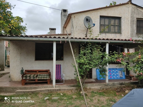 Casa Ubicada En La Paloma A 12 Cuadras Del Mar