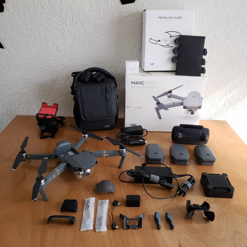 Imagen 1 de 10 de Mavic Pro Fly More Combo + Accesorios