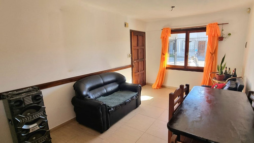 Venta Casa 3 Ambientes Patio Etchepare
