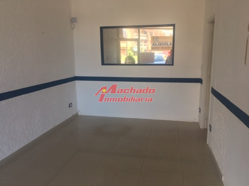 Local En Venta Con Alquiler Anual- Ref: 4895