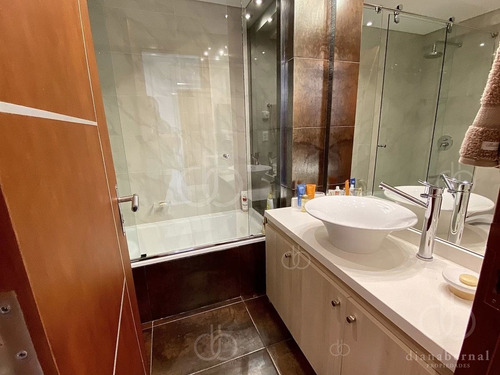 Imagen 14 de 30 de Venta De Apartamento De 2 Dormitorios En Edificio Miami Boulevard Punta Del Este