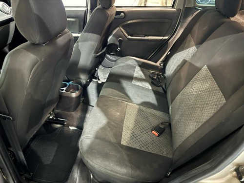 Ford Fiesta Fiesta 1.0 ROCAM HATCH 8V FLEX 4P MANUAL