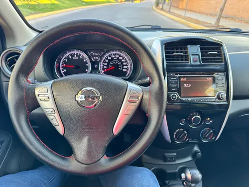 Nissan Versa 1.6 Advance At