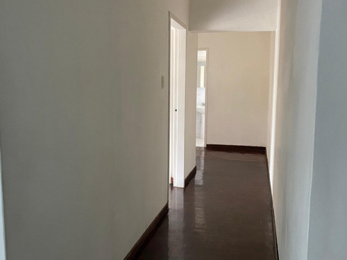 Altamira, Se Alquila Oficina O Local Para Consultorio. Beatriz Pacheco Mls #25-23542