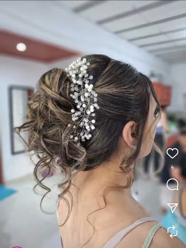Maquilladira Y Peinadora Profesional