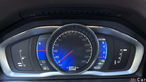 Imagen 7 de 14 de Volvo S60 T5 R Design 2015