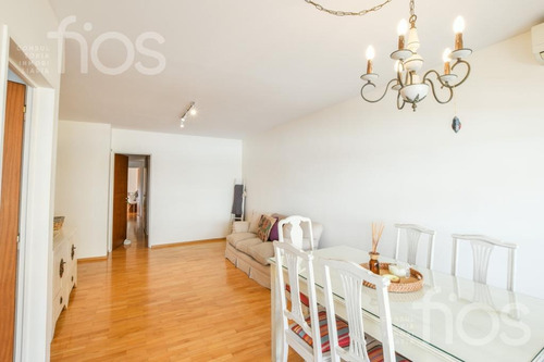 Venta-departamento - 2 Dormitorios-semipiso-zona Rio- Cochera-balcon-2 Baños-centro Este