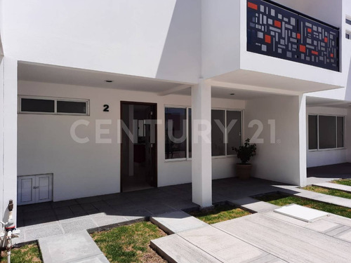 Venta De Casa Nueva En Conjunto Cerrado. Villa Albertina, S.n.t.e. Sur, 16 Sept.