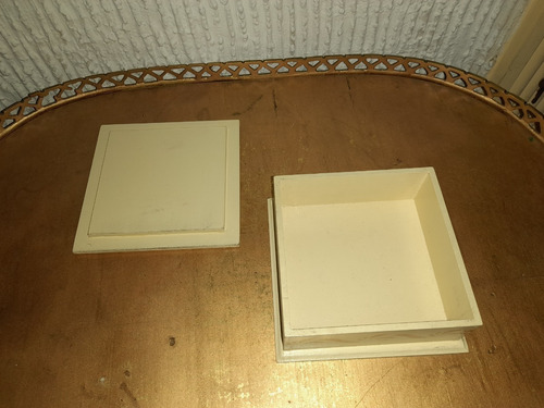 Caja De Madera, Con Lámina Ascensor De Valpo. (Usado)