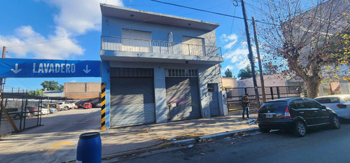 Edificio Comercial Pb 2 Locales Y Pa 2 Oficinas Grandes - 180 M² Cub. - S.justo (ctro)