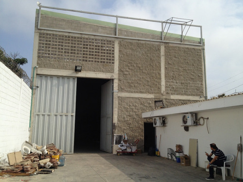 Bodega Comercial E Industrial Circunvalar Cerca Cordialidad Barranquilla