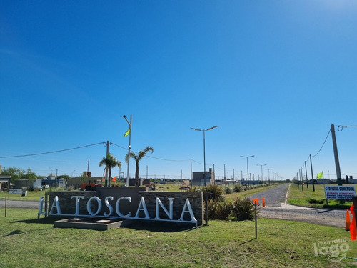 Imagen 1 de 8 de Terreno En Venta De 450m2 Ubicado En La Toscana