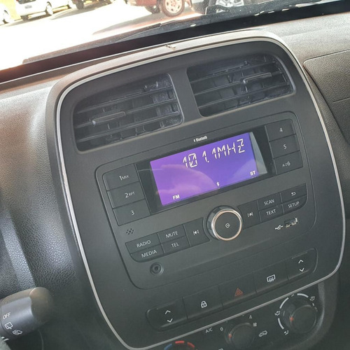 Imagem 10 de 13 de Kwid Zen 1.0 Flex 12v 5p Mec.