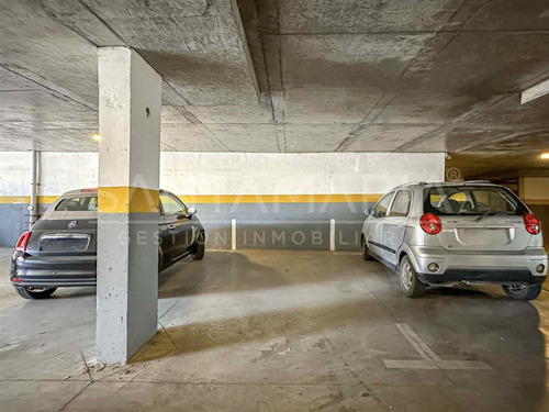 Arriendo Estacionamiento En Manuel Rodriguez, Concepción.