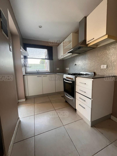 3 Dormitorios En Venta. Triplex. Tigre. Complejo Milbergtown