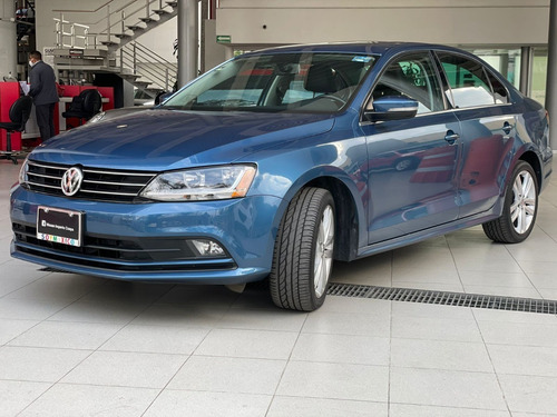 Imagen 5 de 11 de Volkswagen Jetta Sportline Tip 2018