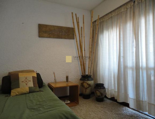 Imagen 10 de 12 de Alquiler De Apartamento De 2 Dormitorios En Playa Mansa
