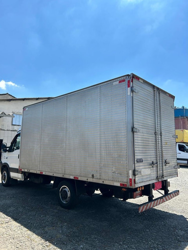 Iveco Daily Chasis 3.0 35S14 3450 Cab. Simples 2P