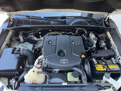 Toyota Hilux Caminhonete 2.8 16V SRV 4X4 DIESEL CABINE DUPLA AUTOMÁTICO