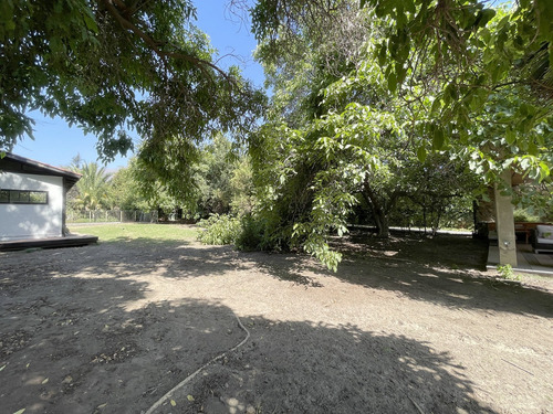 Se Vende Sitio De 2.964m Con Casa Completamente Remodelada.