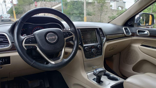 Jeep Grand Cherokee 5.7 Limited Premium V8 4x2 Mt