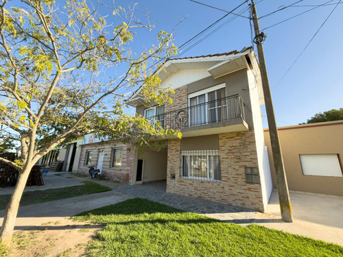 Venta Casa 3 Dormitorios Avenida Dindart Ayacucho