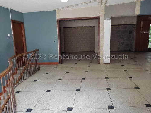 Imagen 8 de 15 de Casa En Venta Los Palos Grandes 23-14968 Wolfgang Liaz 0414-132-24-22 0412-582-01-12