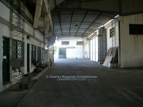 J.s Local Industrial Las Piedras
