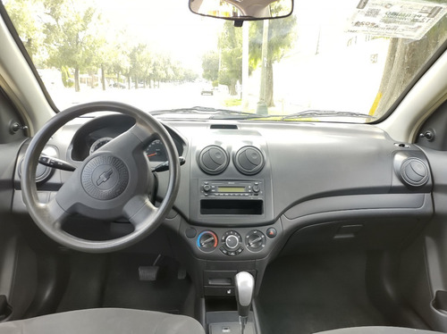 Imagen 11 de 14 de Chevrolet Aveo 2016