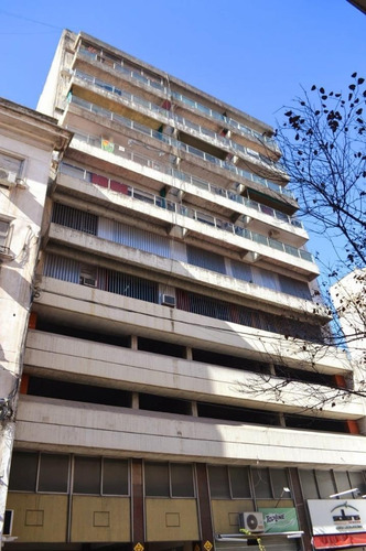 Imagen 2 de 7 de Cochera En Microcentro