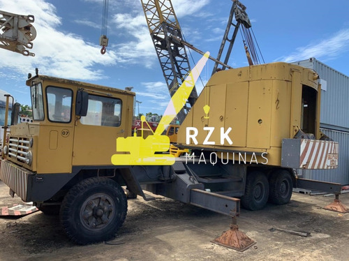 Imagem 11 de 12 de Guindaste Sobre Rodas Treliçado Bucyrus 30 Ton - 1975