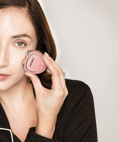 Skindion Levantamiento Facial Con Microcorriente Color Rosa Rosa