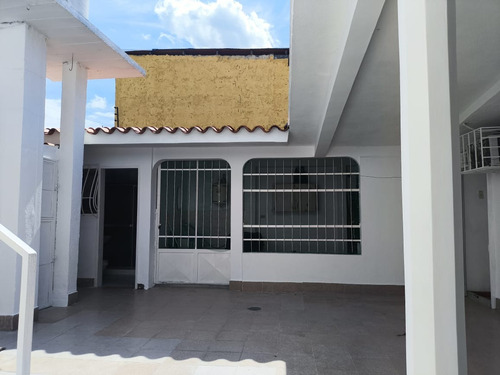 Lm.p Casa Amoblada En San Diego, Carabobo, Urbanización La Esmeralda.