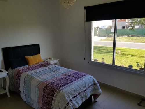 Imagen 10 de 16 de Casa En Venta En San Sebastián