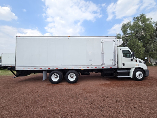 Freightliner Cascadia 2016 Torton Caja Refrigerada Rabon