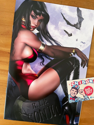 Comic - Vampirella Vs Red Sonja #4 Josh Burns Sexy Virgin B